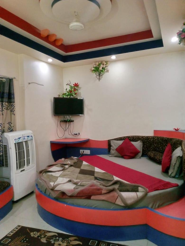 Hotel Amar Palace Pachmarhi Bagian luar foto
