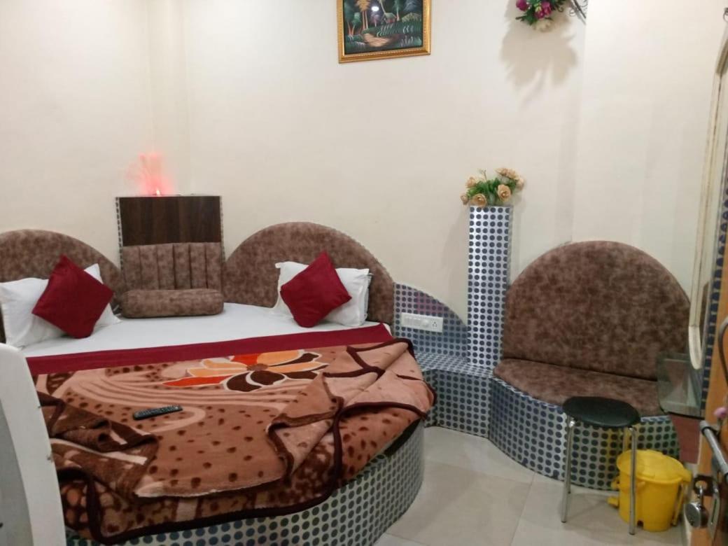 Hotel Amar Palace Pachmarhi Bagian luar foto