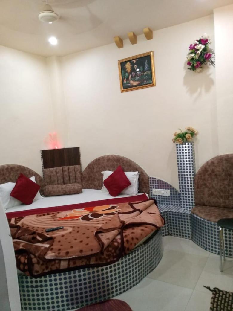 Hotel Amar Palace Pachmarhi Bagian luar foto